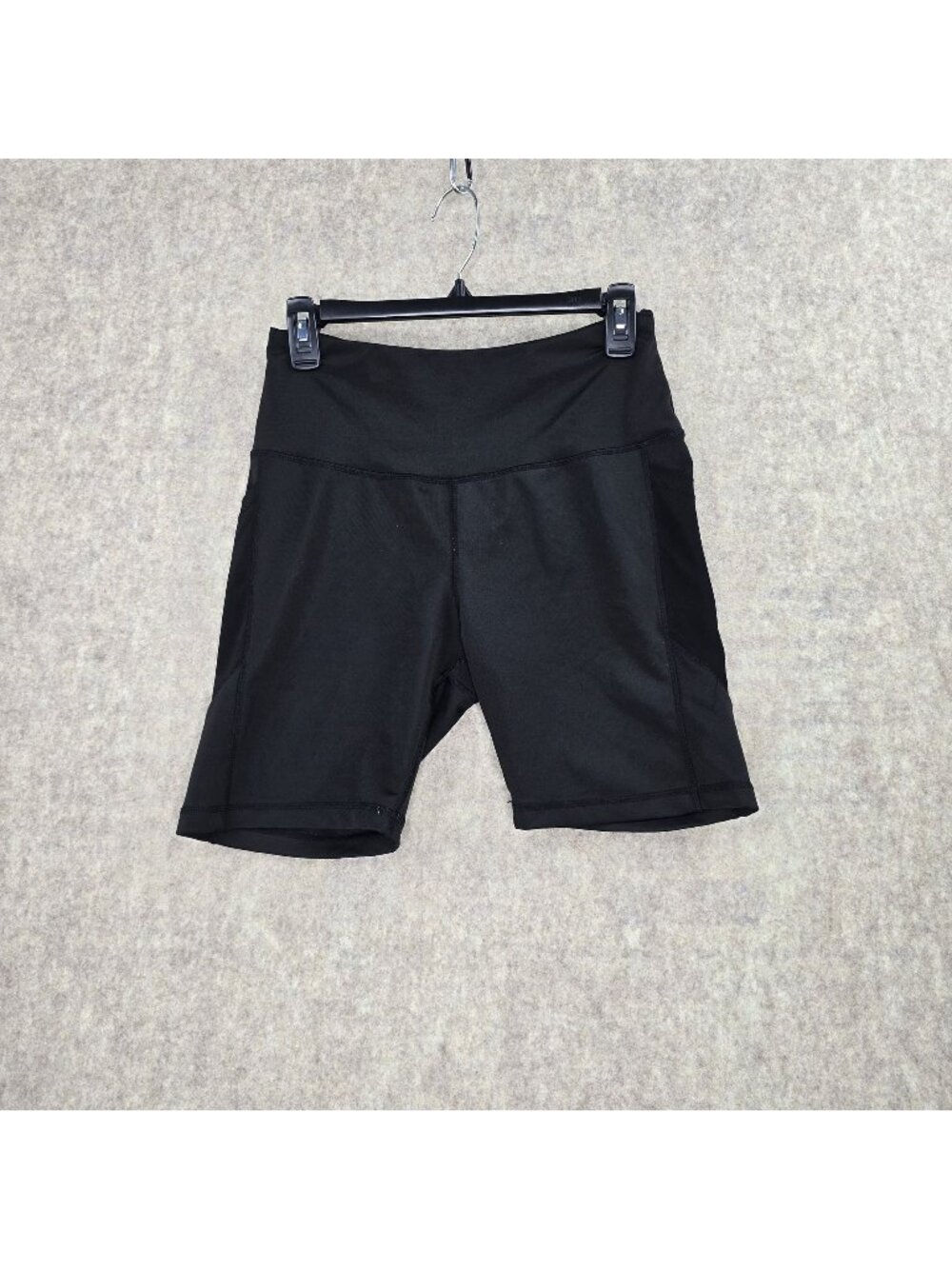 LEG3ND Womens Bike Shorts Black M Mesh Panels Reflective Details Activewear